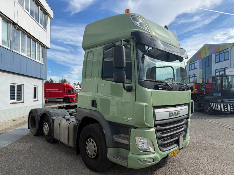 DAF CF 440 CF440 6X2 MET HYDROLIEK SYSTEEM - Sadulveok: pilt 2 DAF CF 440 CF440 6X2 MET HYDROLIEK SYSTEEM - Sadulveok: pilt 2