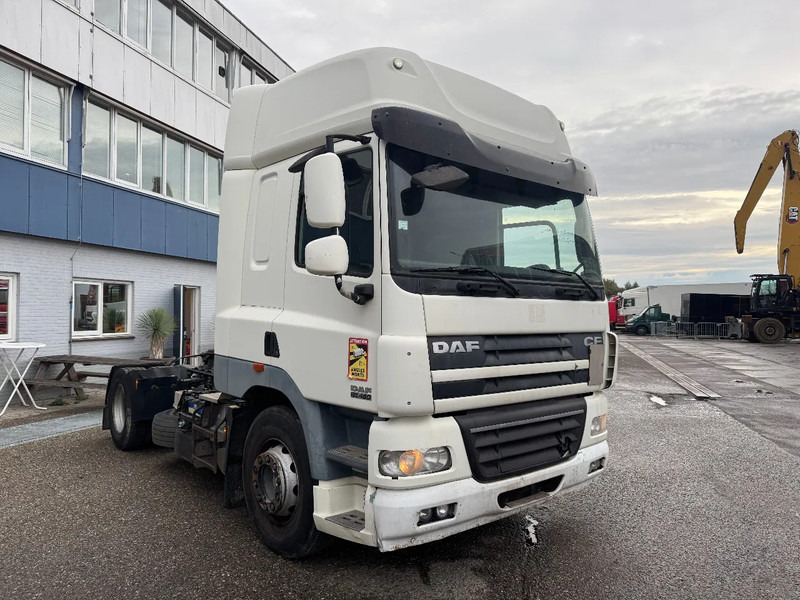 DAF CF 85.460 4X2 EURO 5 SLEEPER CAB - Sadulveok: pilt 3 DAF CF 85.460 4X2 EURO 5 SLEEPER CAB - Sadulveok: pilt 3