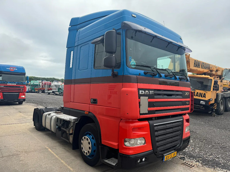 DAF XF 105.410 4X2 MEGA STANDKLIMA AIRCO - Sadulveok: pilt 3 DAF XF 105.410 4X2 MEGA STANDKLIMA AIRCO - Sadulveok: pilt 3