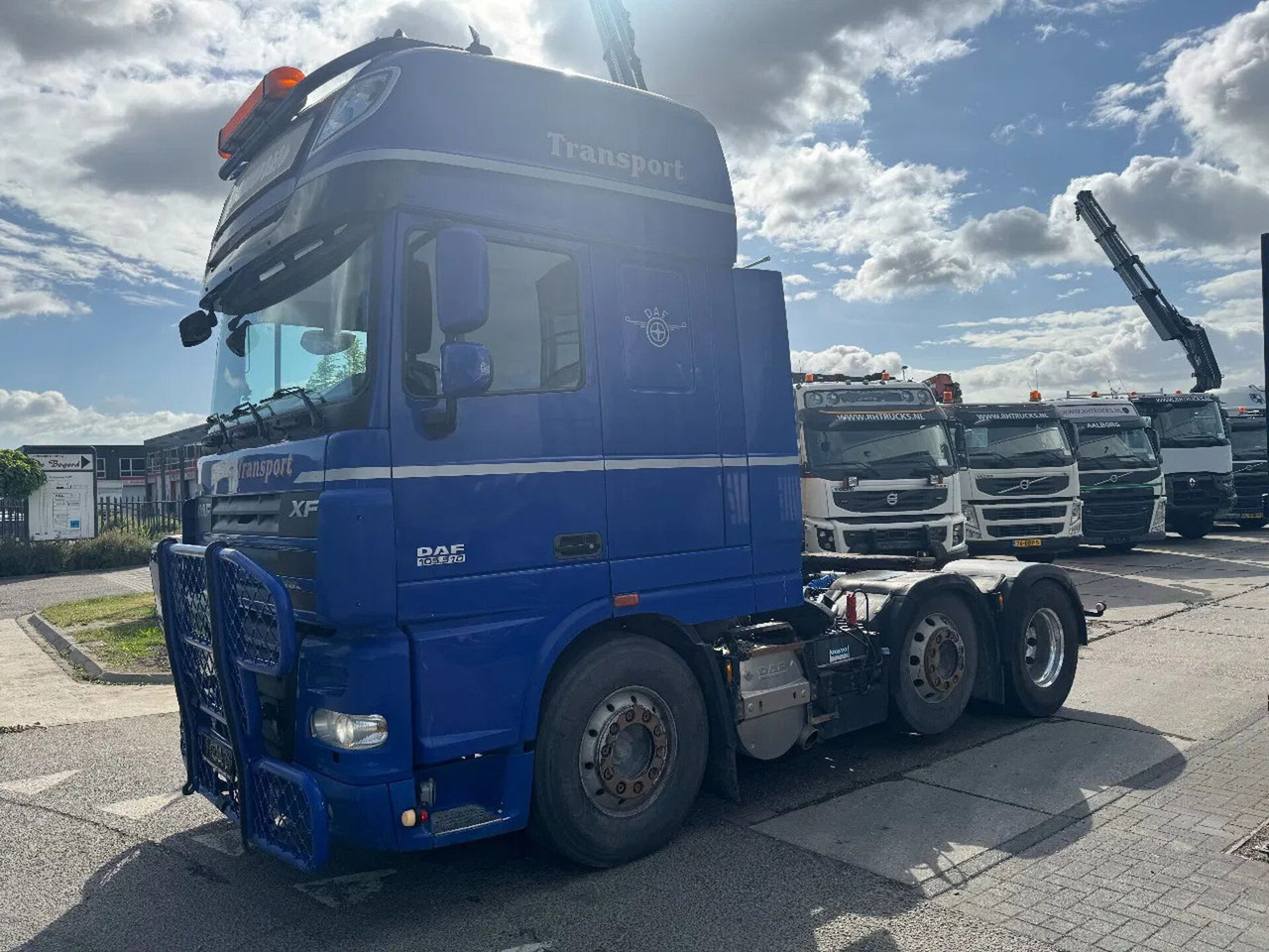 DAF XF 105.510 6X2 EURO 5 MANUAL GEAR + HYDRAULIC ON - Sadulveok: pilt 2 DAF XF 105.510 6X2 EURO 5 MANUAL GEAR + HYDRAULIC ON - Sadulveok: pilt 2