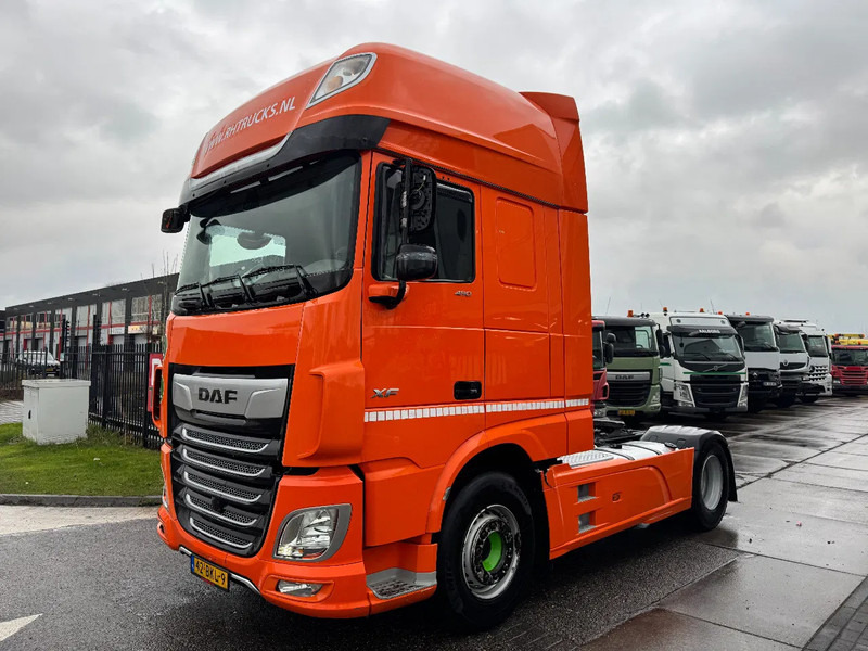 DAF XF 450 4X2 - EURO 6 + FULL SPOILER + NL TRUCK - Sadulveok: pilt 3 DAF XF 450 4X2 - EURO 6 + FULL SPOILER + NL TRUCK - Sadulveok: pilt 3