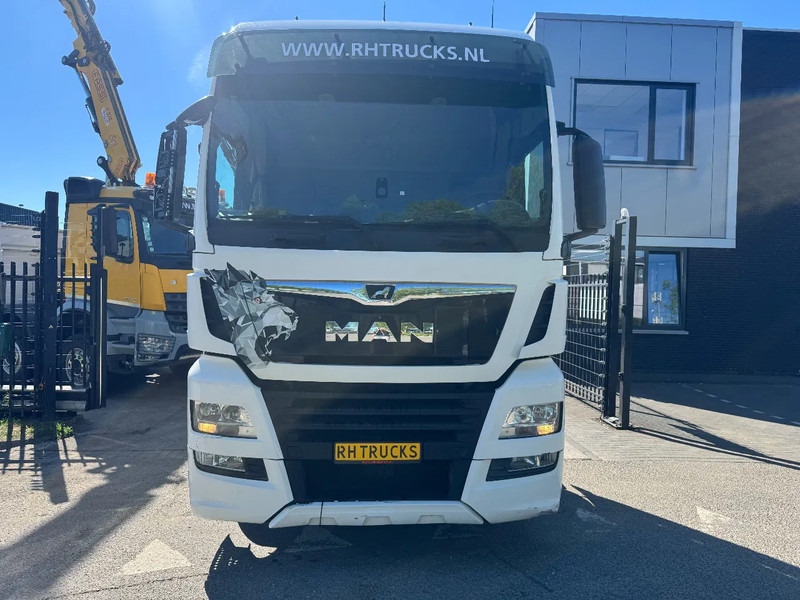 MAN TGX 26.460 6X2 EURO 6 + RETARDER - ONLY 643.422 KM - Sadulveok: pilt 3 MAN TGX 26.460 6X2 EURO 6 + RETARDER - ONLY 643.422 KM - Sadulveok: pilt 3