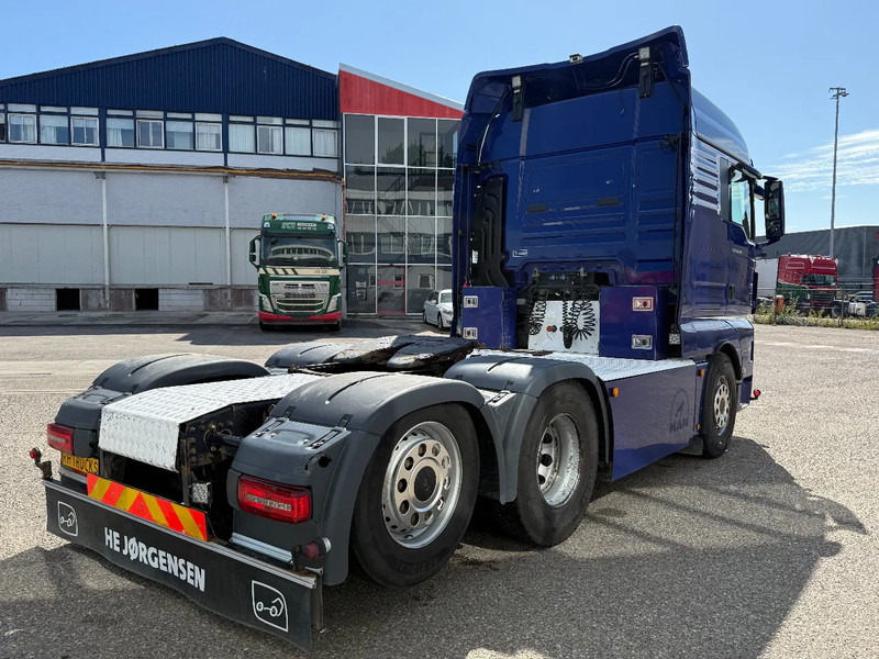 MAN TGX 26.500 6X2 EURO 6 + TIPPER HYDRAULICS - Sadulveok: pilt 4 MAN TGX 26.500 6X2 EURO 6 + TIPPER HYDRAULICS - Sadulveok: pilt 4