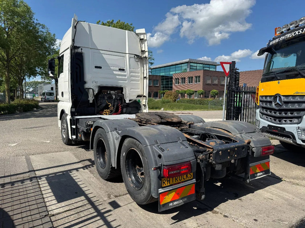 Sadulveok MAN TGX 28.500 6X2 EURO 6 RETARDER DOUBLE AIR: pilt 6