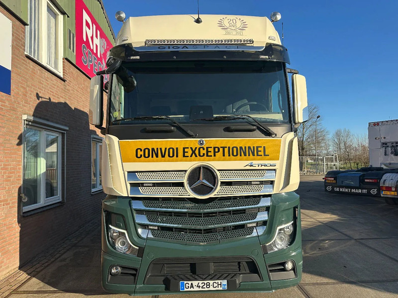 Mercedes-Benz Actros 4163 8X4,180 TON, GIGA SPACE, INTARDER HYDRAULIC, - Sadulveok: pilt 3 Mercedes-Benz Actros 4163 8X4,180 TON, GIGA SPACE, INTARDER HYDRAULIC, - Sadulveok: pilt 3