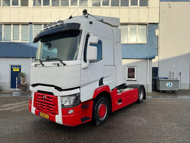 Renault T460 4X2 EURO 6 SKIRTS DOUBLE TANK - Sadulveok: pilt 1 Renault T460 4X2 EURO 6 SKIRTS DOUBLE TANK - Sadulveok: pilt 1