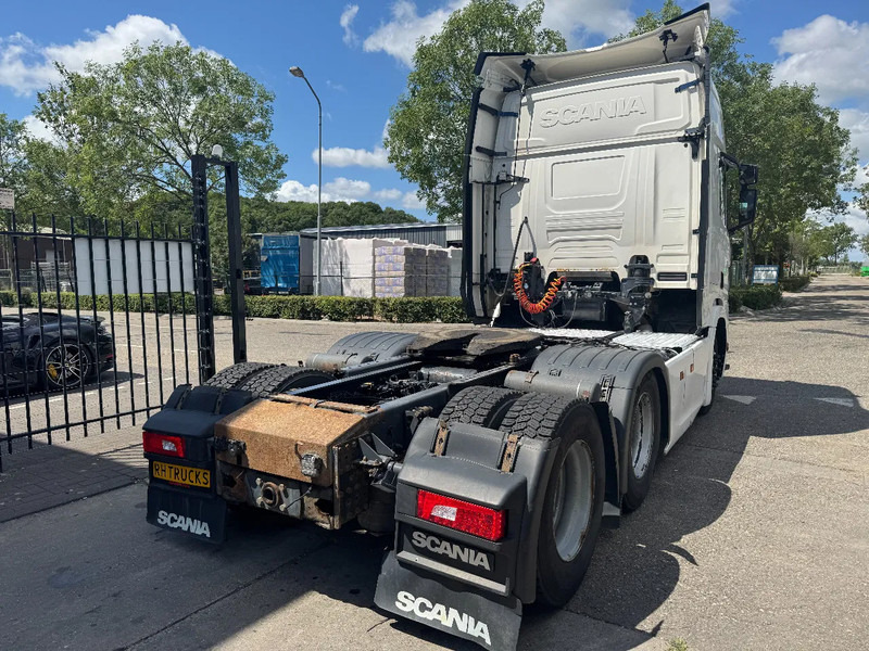 Scania R520 V8 NGS 6X4 EURO 6 - Sadulveok: pilt 4 Scania R520 V8 NGS 6X4 EURO 6 - Sadulveok: pilt 4