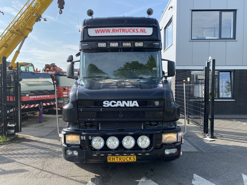 Scania T164-580 V8 6X2 + RETARDER + KIEPHYDRAULIEK - EURO 3 - MANUAL GEAR - Sadulveok: pilt 2 Scania T164-580 V8 6X2 + RETARDER + KIEPHYDRAULIEK - EURO 3 - MANUAL GEAR - Sadulveok: pilt 2