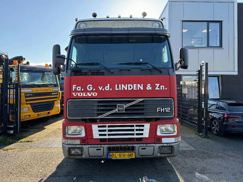 Volvo FH 12.460 4X2 SPOILERS EURO 3 MANUAL - Sadulveok: pilt 2 Volvo FH 12.460 4X2 SPOILERS EURO 3 MANUAL - Sadulveok: pilt 2