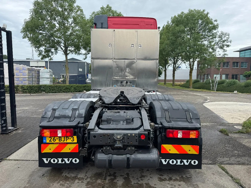 Volvo FH 460 6X2 EURO 6 ONLY 252.195 KM TÜV 07-2026 - Sadulveok: pilt 5 Volvo FH 460 6X2 EURO 6 ONLY 252.195 KM TÜV 07-2026 - Sadulveok: pilt 5