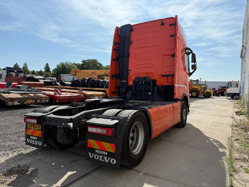 Volvo FH 500 4X2 EURO 6 + I-ParkCool - Sadulveok: pilt 4 Volvo FH 500 4X2 EURO 6 + I-ParkCool - Sadulveok: pilt 4