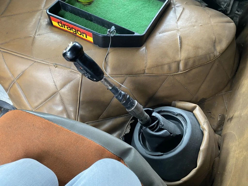 Madelveok/ Platvormveok Scania LB141 V8 141 V8 - 6X2 - BOX 7,35 METER: pilt 11 Madelveok/ Platvormveok Scania LB141 V8 141 V8 - 6X2 - BOX 7,35 METER: pilt 11