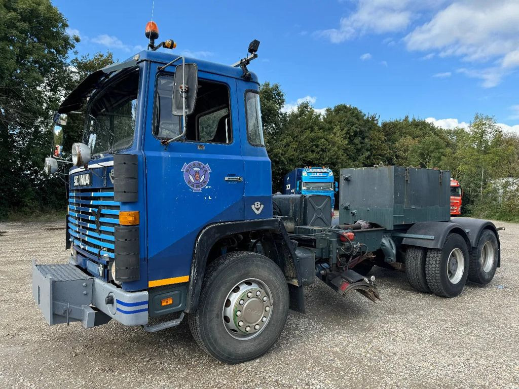 Scania LB141 V8 6X2 HUB REDUCTION - FULL STEEL SUSP. - - Kabiinišassiiga veoauto: pilt 1 Scania LB141 V8 6X2 HUB REDUCTION - FULL STEEL SUSP. - - Kabiinišassiiga veoauto: pilt 1