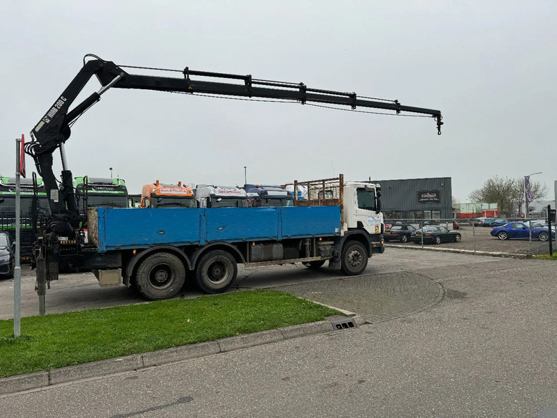 Scania P124-360 6X4 EURO 2 HIAB 200 C-5 ALL 2000 - Kraanaga veoauto: pilt 3 Scania P124-360 6X4 EURO 2 HIAB 200 C-5 ALL 2000 - Kraanaga veoauto: pilt 3
