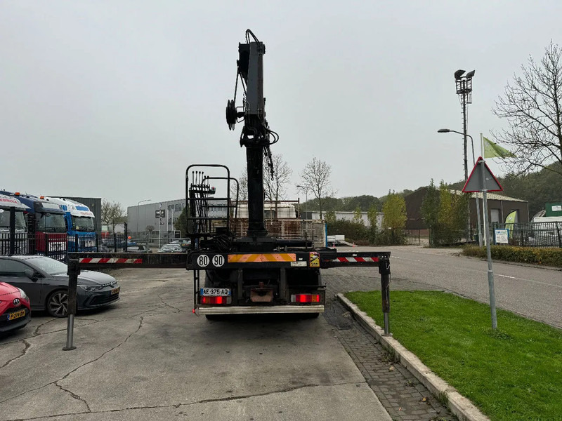 Scania P124-360 6X4 EURO 2 HIAB 200 C-5 ALL 2000 - Kraanaga veoauto: pilt 5 Scania P124-360 6X4 EURO 2 HIAB 200 C-5 ALL 2000 - Kraanaga veoauto: pilt 5
