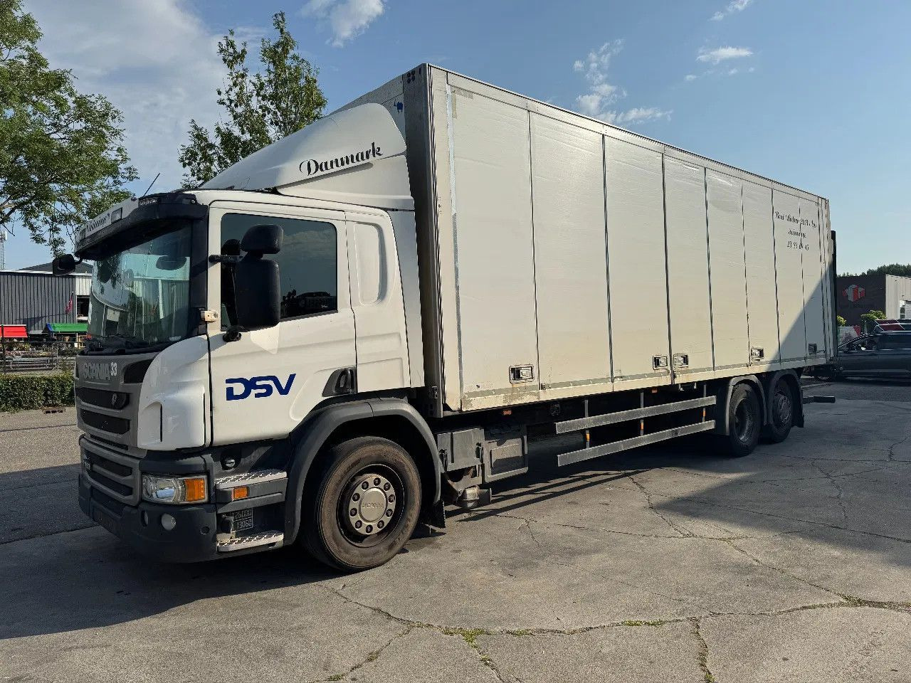 Scania P280 6X2 SCHMITZ BOX + ZEPRO 2000KG LIFT EURO 6 - Kasti veoauto: pilt 1 Scania P280 6X2 SCHMITZ BOX + ZEPRO 2000KG LIFT EURO 6 - Kasti veoauto: pilt 1