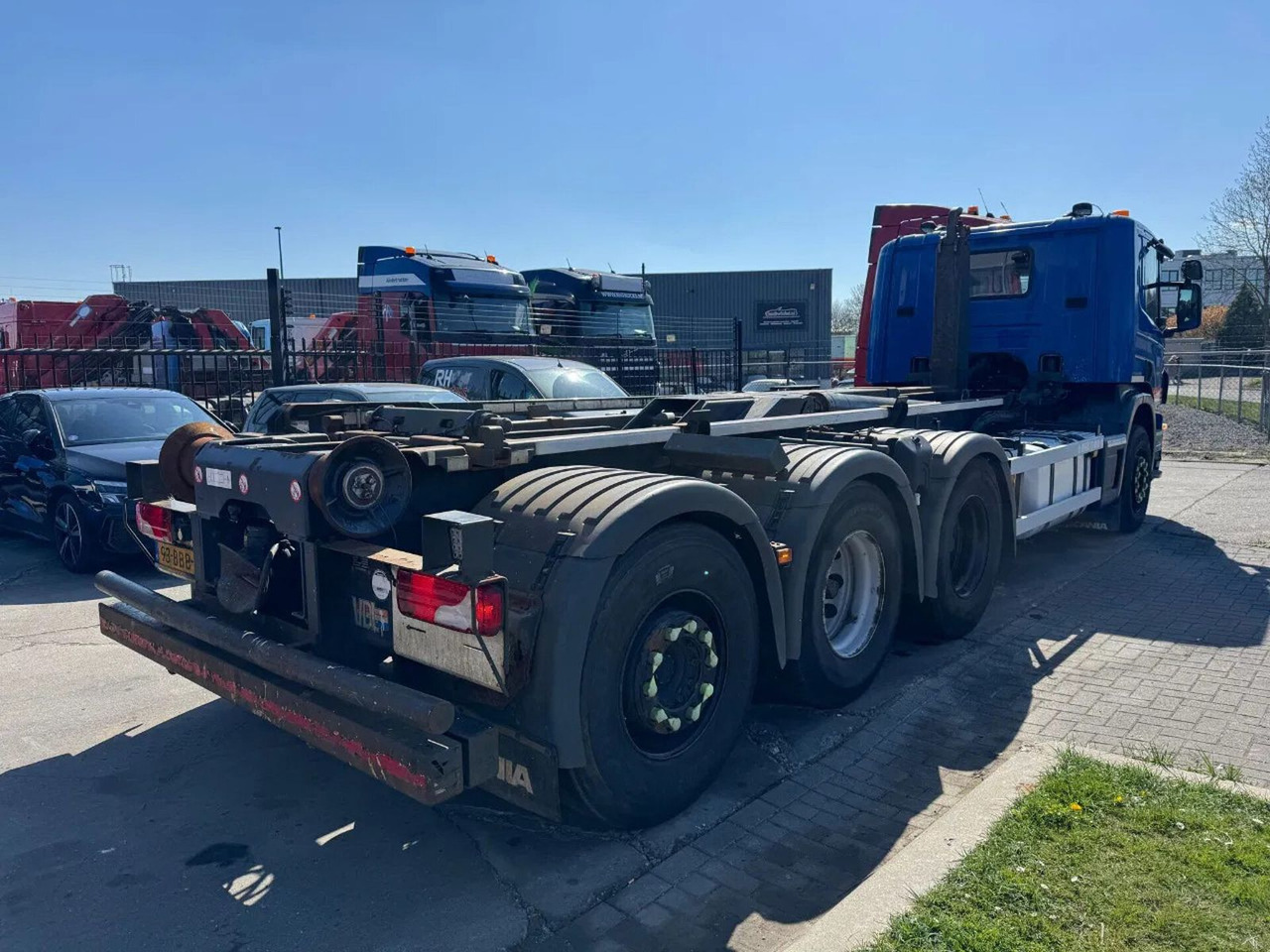Scania P360 8X4 - EURO 5 + VDL 25T HOOK + TÜV 08-2025 - Konkstõstukiga veoauto: pilt 4 Scania P360 8X4 - EURO 5 + VDL 25T HOOK + TÜV 08-2025 - Konkstõstukiga veoauto: pilt 4