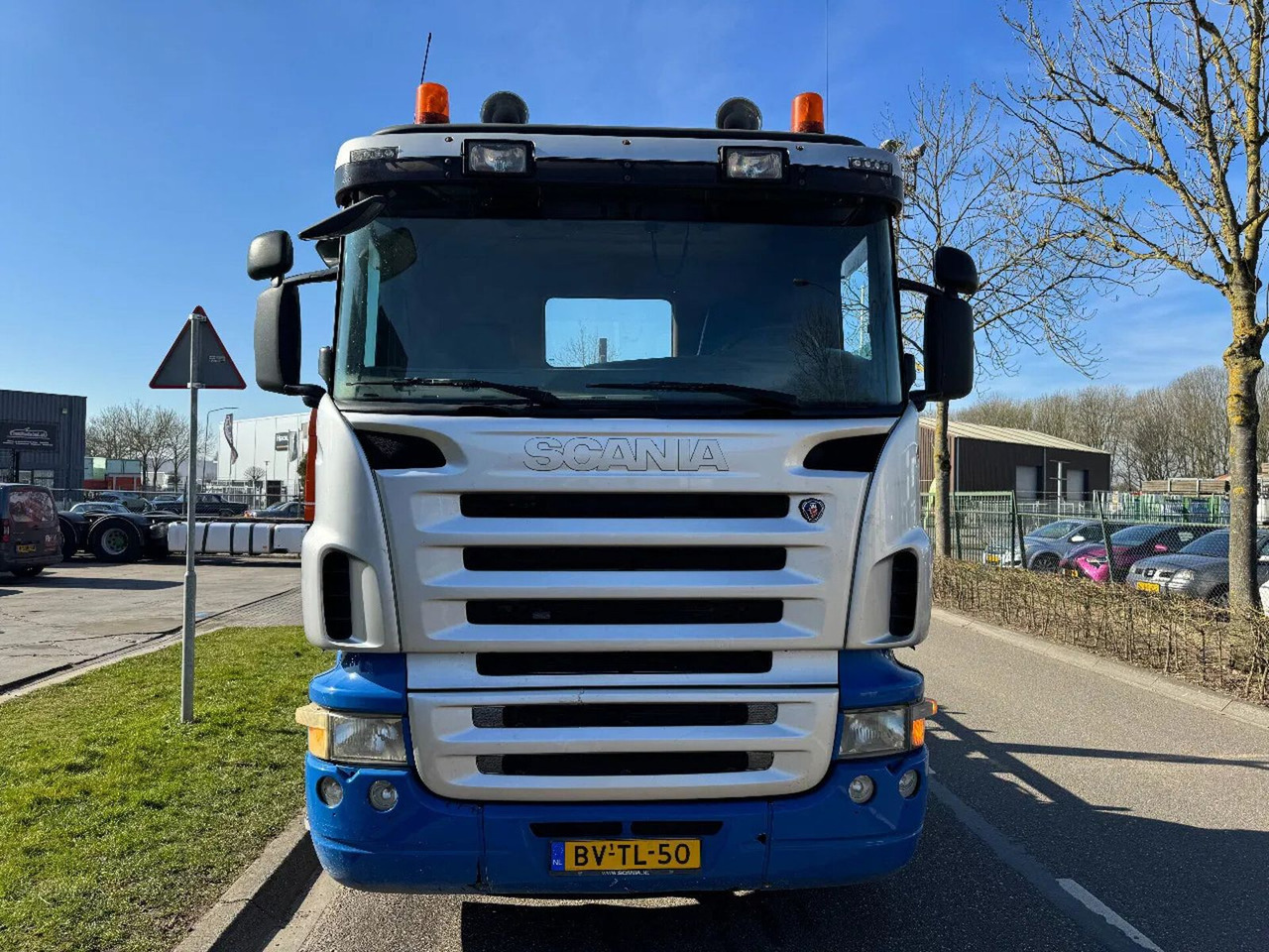 Scania R400 6X2 - EURO 5 + MULTILIFT HOOK + LIFTING AXL - Konkstõstukiga veoauto: pilt 2 Scania R400 6X2 - EURO 5 + MULTILIFT HOOK + LIFTING AXL - Konkstõstukiga veoauto: pilt 2