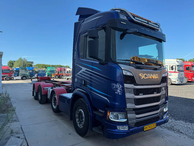 Scania R730 V8 8X4 EURO 6 HUB REDUCTION RETARDER - Kabiinišassiiga veoauto: pilt 3 Scania R730 V8 8X4 EURO 6 HUB REDUCTION RETARDER - Kabiinišassiiga veoauto: pilt 3