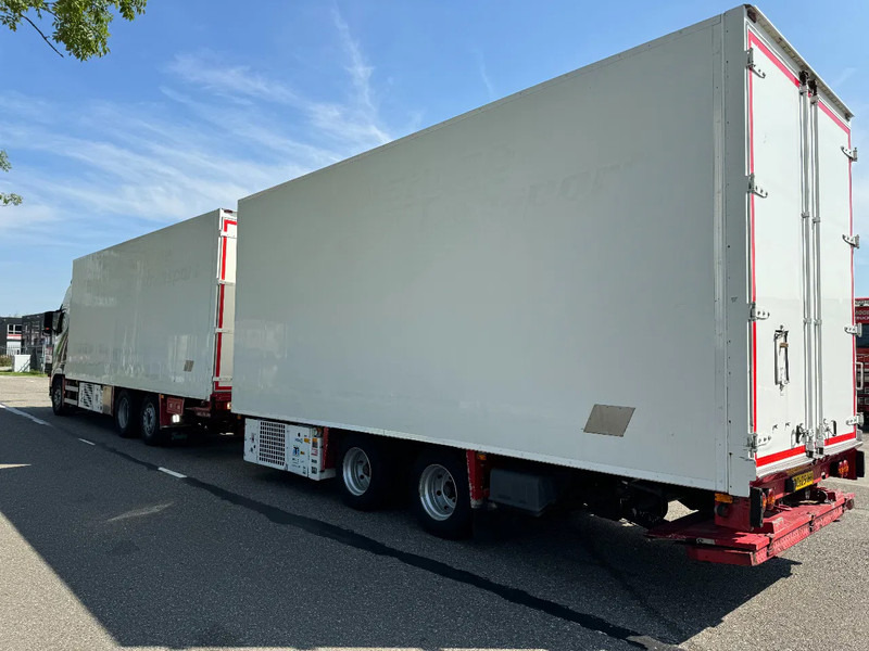 Volvo FH 12.420 6X2 - EURO 3 + HANGER NETAM-FRUEHAUF + THERMOKING + DHOLLANDIA LIFT - Külmutiga veoauto: pilt 4 Volvo FH 12.420 6X2 - EURO 3 + HANGER NETAM-FRUEHAUF + THERMOKING + DHOLLANDIA LIFT - Külmutiga veoauto: pilt 4
