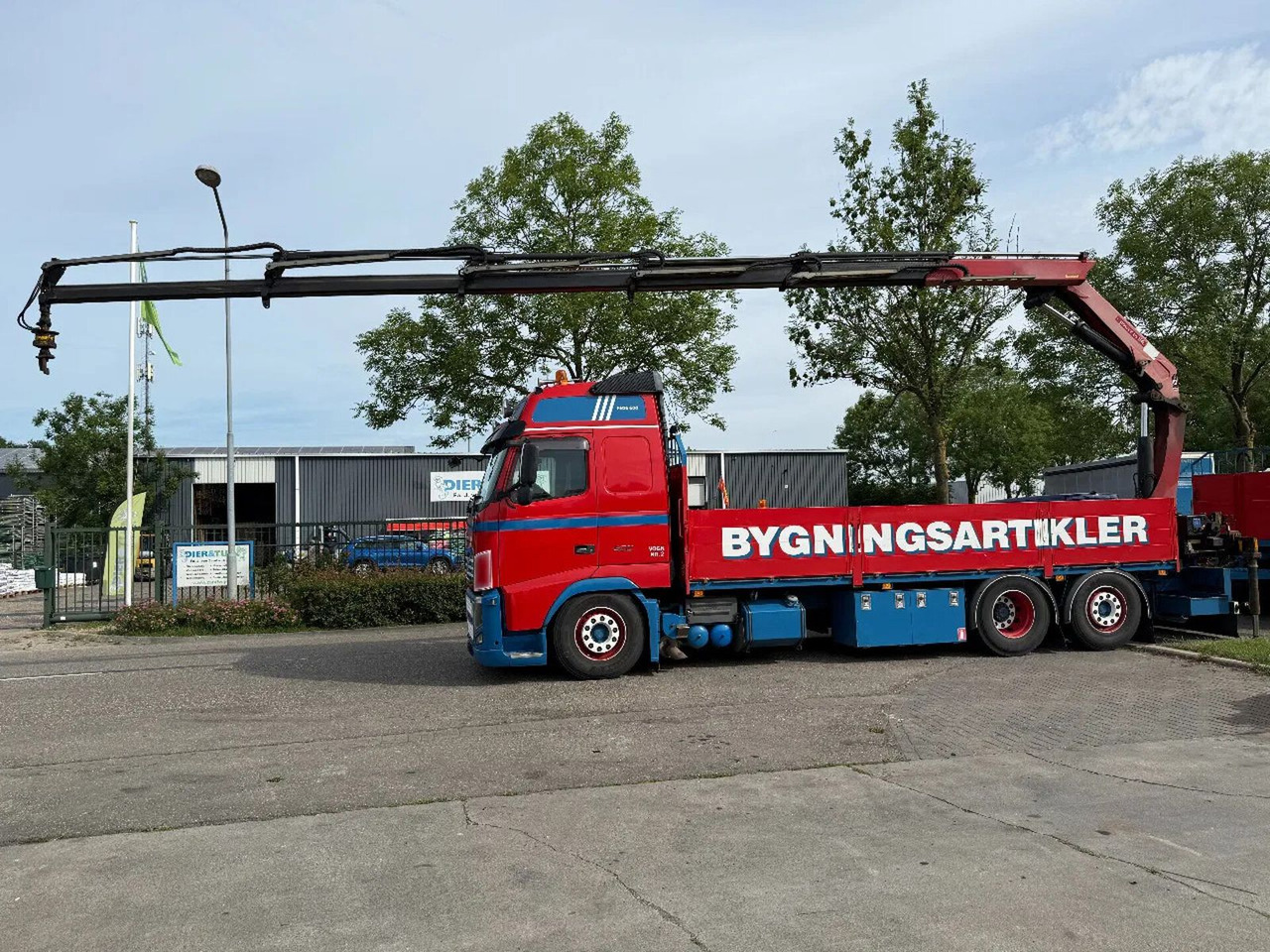 Volvo FH 600 - 6X2 - EURO 5 + HMF 2420 K5 + REMOTE - Madelveok/ Platvormveok, Kraanaga veoauto: pilt 1 Volvo FH 600 - 6X2 - EURO 5 + HMF 2420 K5 + REMOTE - Madelveok/ Platvormveok, Kraanaga veoauto: pilt 1