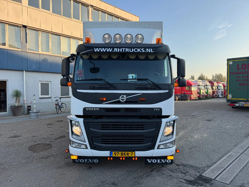 Volvo FM 330 4X2 EURO 6 DHOLLANDIA CLOSED BOX - Kasti veoauto: pilt 2 Volvo FM 330 4X2 EURO 6 DHOLLANDIA CLOSED BOX - Kasti veoauto: pilt 2
