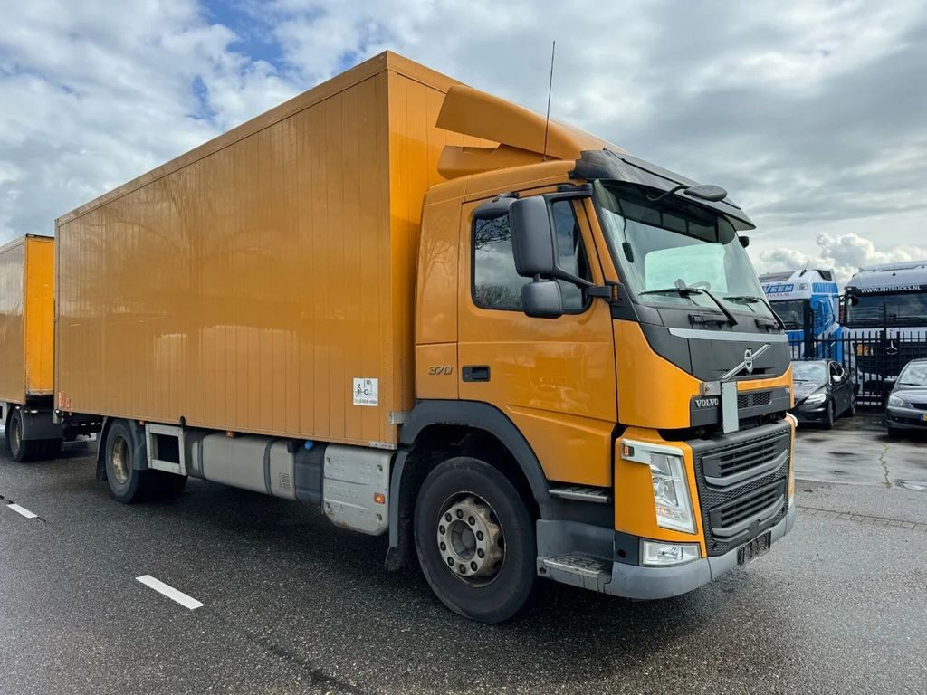 Volvo FM 370 4X2 EURO 6 + CARGOBOX + CARGOLIFT ZEPRO - Kasti veoauto: pilt 3 Volvo FM 370 4X2 EURO 6 + CARGOBOX + CARGOLIFT ZEPRO - Kasti veoauto: pilt 3