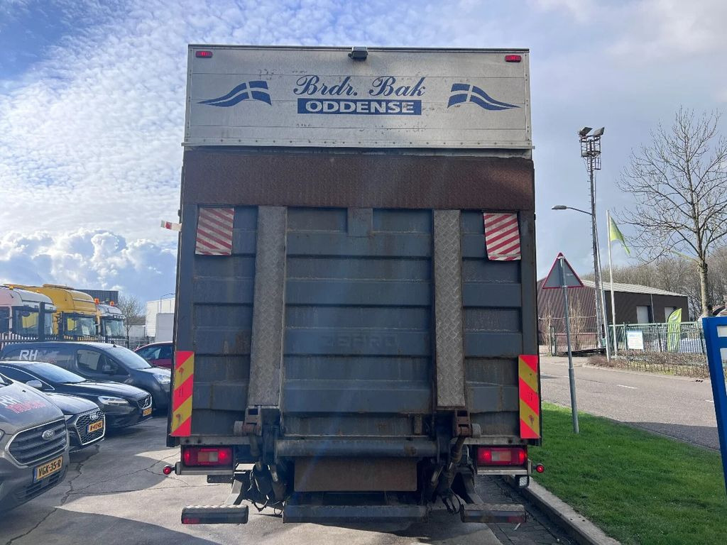 Volvo FM 370 4X2 EURO5 720x250x273 LOAD-LIFT - Tent veoauto: pilt 5 Volvo FM 370 4X2 EURO5 720x250x273 LOAD-LIFT - Tent veoauto: pilt 5