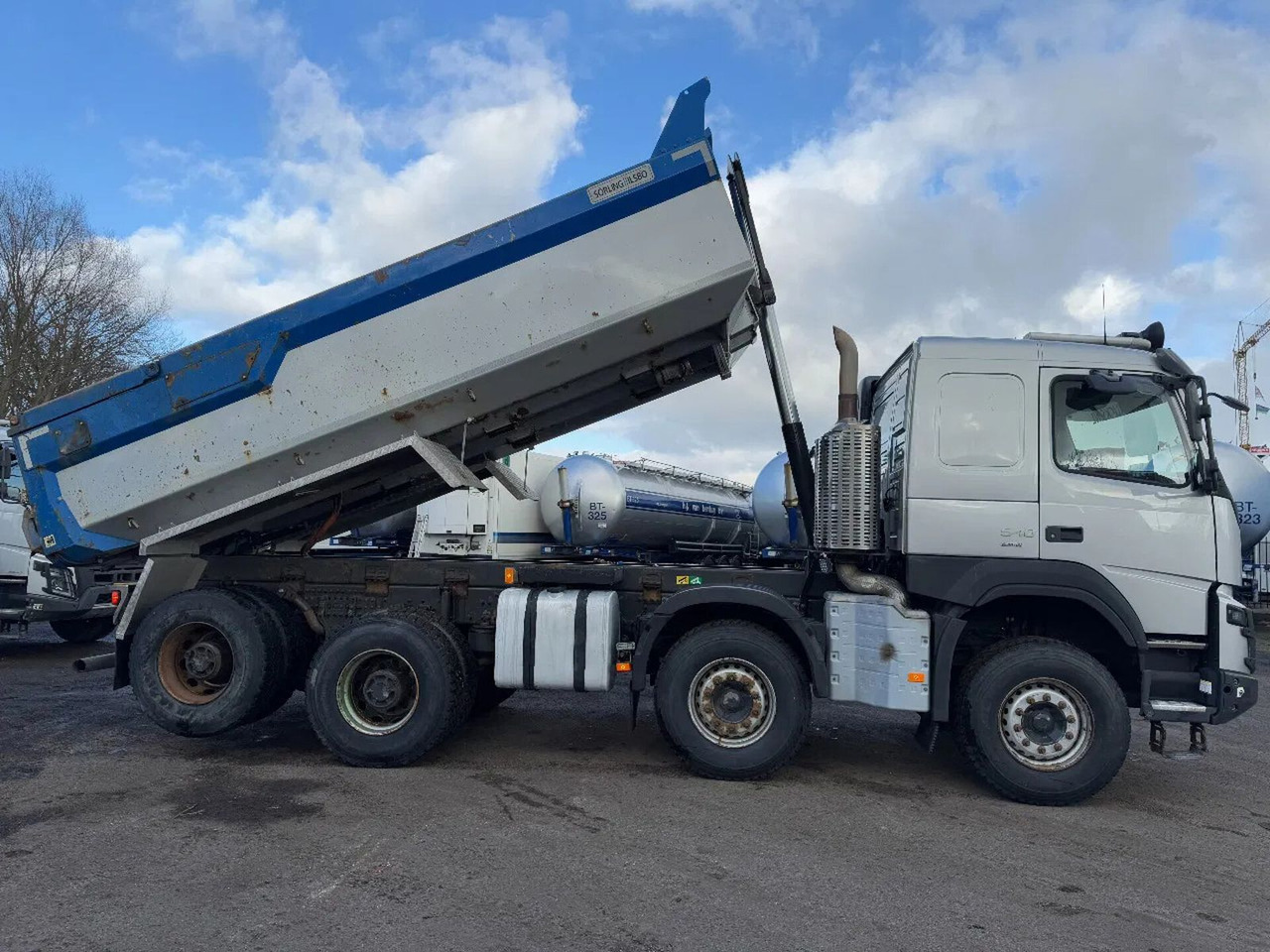 Volvo FMX 540 8X4 - EURO 6 + KIPPER + LIFTING AXLE Volvo FMX 540 8X4 - EURO 6 + KIPPER + LIFTING AXLE - Kallurauto: pilt 3 Volvo FMX 540 8X4 - EURO 6 + KIPPER + LIFTING AXLE Volvo FMX 540 8X4 - EURO 6 + KIPPER + LIFTING AXLE - Kallurauto: pilt 3