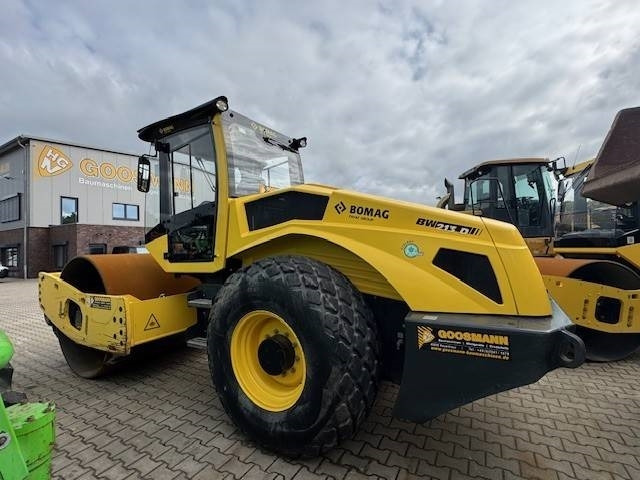 Bomag BW 213 D -5 - Tihendaja: pilt 2 Bomag BW 213 D -5 - Tihendaja: pilt 2