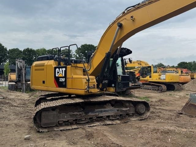 CAT 326 F L - Lintekskavaator: pilt 3 CAT 326 F L - Lintekskavaator: pilt 3