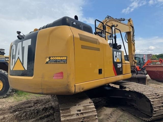CAT 326 FL - Lintekskavaator: pilt 2 CAT 326 FL - Lintekskavaator: pilt 2