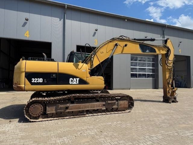 CATERPILLAR 323 DL - Lintekskavaator: pilt 1 CATERPILLAR 323 DL - Lintekskavaator: pilt 1