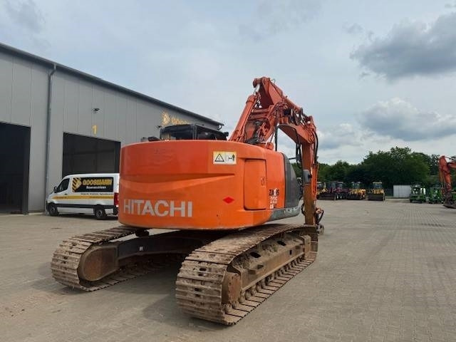 HITACHI ZX 225USLC-3 - Lintekskavaator: pilt 5 HITACHI ZX 225USLC-3 - Lintekskavaator: pilt 5