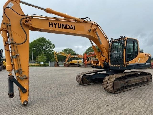 HYUNDAI R 250 NLC-9 - Lintekskavaator: pilt 1 HYUNDAI R 250 NLC-9 - Lintekskavaator: pilt 1