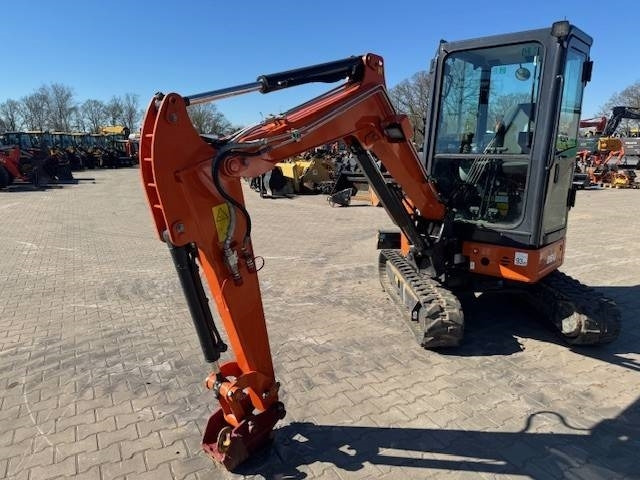 Hitachi ZX 26 - Miniekskavaator: pilt 2 Hitachi ZX 26 - Miniekskavaator: pilt 2