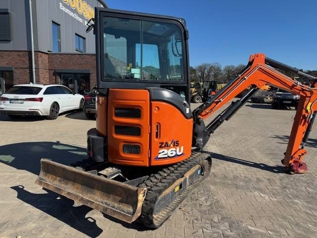 Hitachi ZX 26 - Miniekskavaator: pilt 5 Hitachi ZX 26 - Miniekskavaator: pilt 5