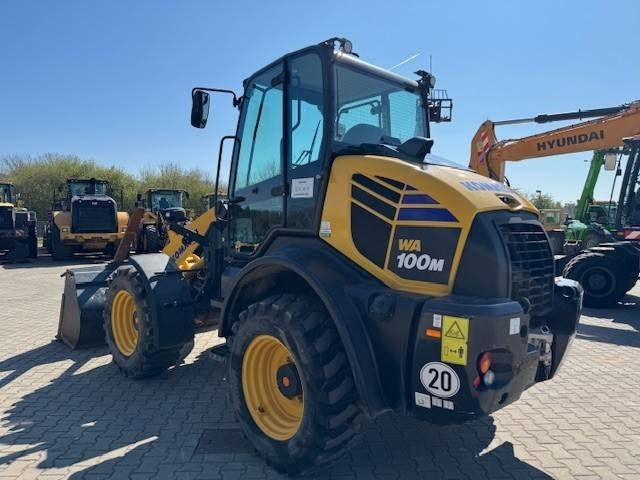 Komatsu WA 100 M - Rataslaadur: pilt 1 Komatsu WA 100 M - Rataslaadur: pilt 1