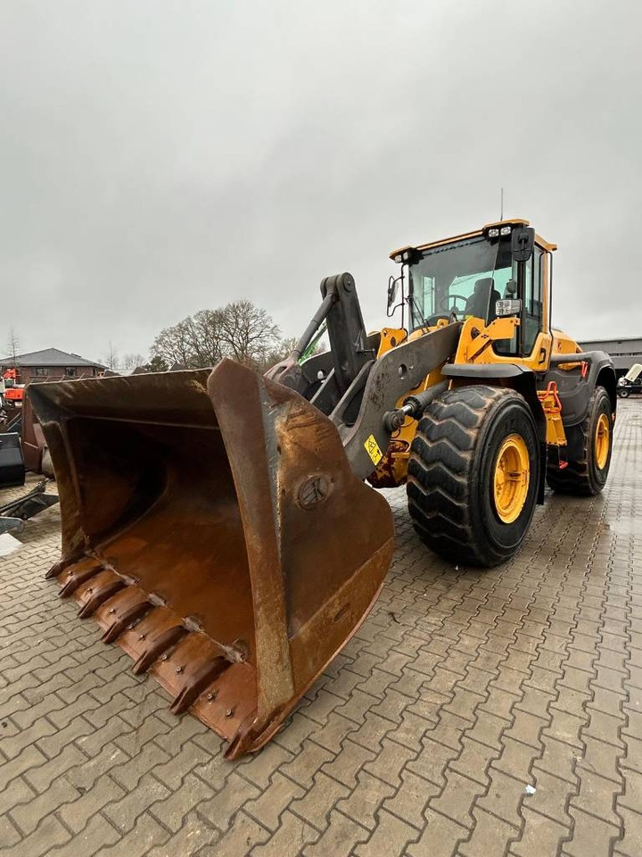 Volvo L 110 H - Rataslaadur: pilt 1 Volvo L 110 H - Rataslaadur: pilt 1