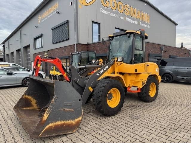 Volvo L 35 GS - Rataslaadur: pilt 3 Volvo L 35 GS - Rataslaadur: pilt 3