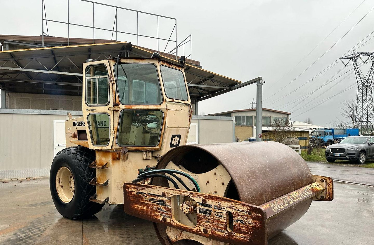 Rullo ferro gomma Ingersoll-Rand 10 ton - Tihendaja: pilt 3 Rullo ferro gomma Ingersoll-Rand 10 ton - Tihendaja: pilt 3
