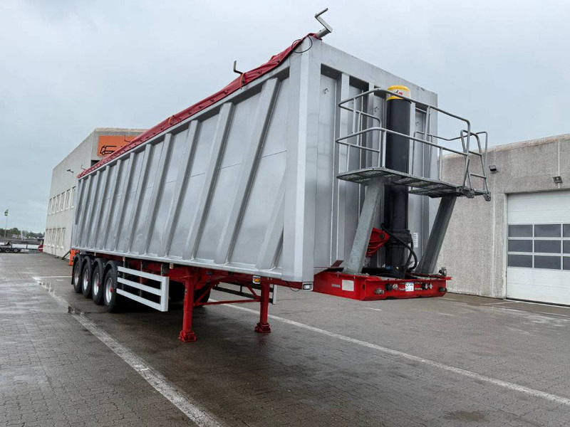 HK TIPPER Tipper/Kipper/Tiptrailer - Kallur-poolhaagis: pilt 1 HK TIPPER Tipper/Kipper/Tiptrailer - Kallur-poolhaagis: pilt 1