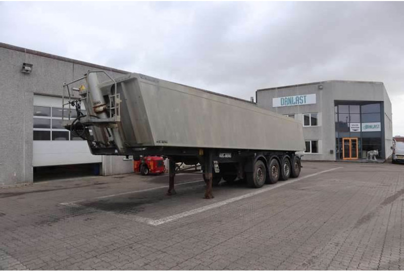 KEL-BERG 4-axle Tipper/Kipper/Tiptrailer 37 m³ - Kallur-poolhaagis: pilt 1 KEL-BERG 4-axle Tipper/Kipper/Tiptrailer 37 m³ - Kallur-poolhaagis: pilt 1