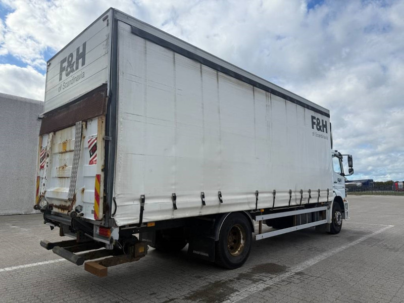 Mercedes-Benz Truck / Lastkraftwagen / Lastbil - Tent veoauto: pilt 3 Mercedes-Benz Truck / Lastkraftwagen / Lastbil - Tent veoauto: pilt 3