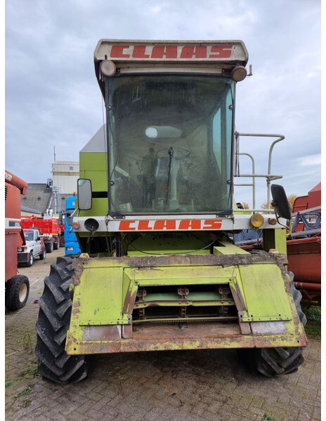 Claas 68s - Kombain: pilt 2 Claas 68s - Kombain: pilt 2