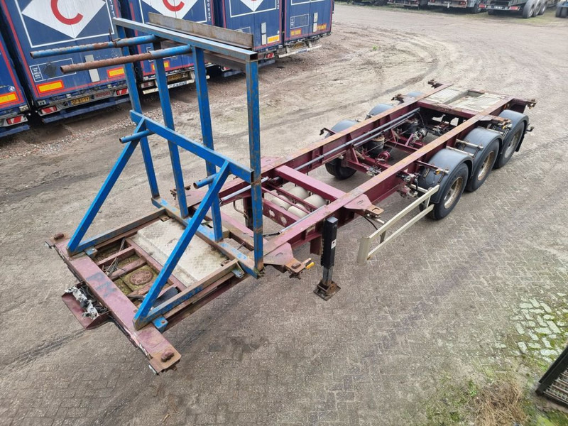 DESOT 20FT - 30FT ADR - Konteinerveduk/ Tõstukiga poolhaagis: pilt 1 DESOT 20FT - 30FT ADR - Konteinerveduk/ Tõstukiga poolhaagis: pilt 1