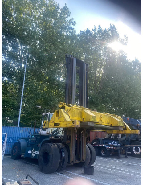 Hyster H44.OOC-16CH Complete with spreader - Autokraana: pilt 2 Hyster H44.OOC-16CH Complete with spreader - Autokraana: pilt 2