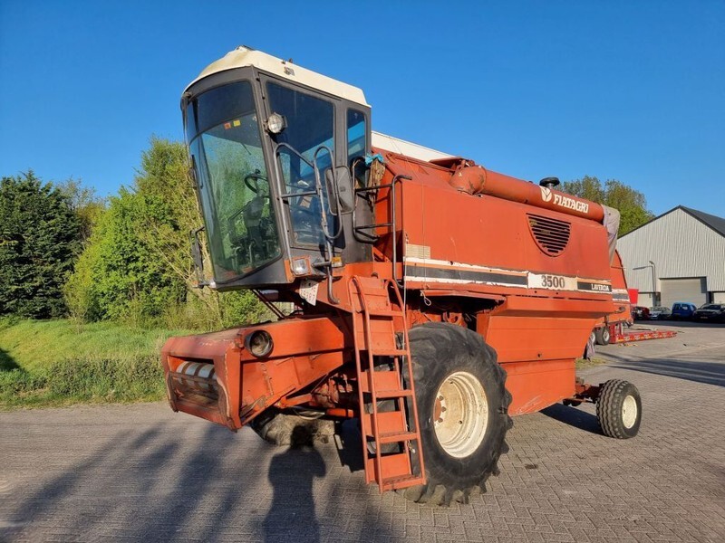 Laverda 3500 - Kombain: pilt 1 Laverda 3500 - Kombain: pilt 1
