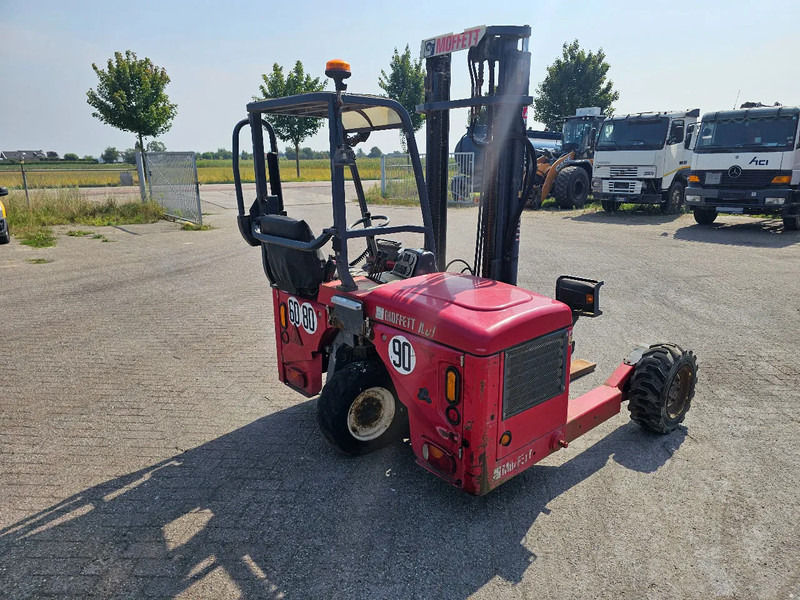 Moffett M4 20.3 RE4-45-1200-900 - Kahveltõstuk: pilt 5 Moffett M4 20.3 RE4-45-1200-900 - Kahveltõstuk: pilt 5