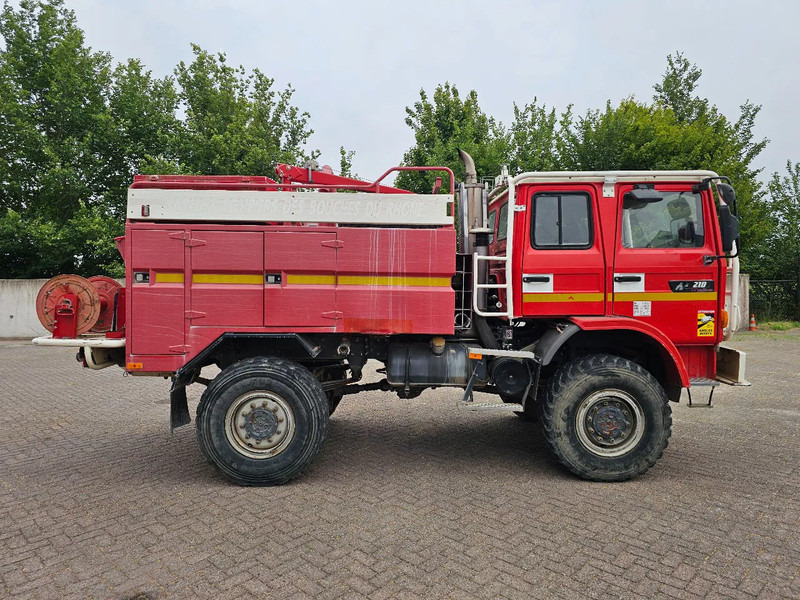 Renault M210 Arbois 3500L - Tuletõrjeauto: pilt 4 Renault M210 Arbois 3500L - Tuletõrjeauto: pilt 4